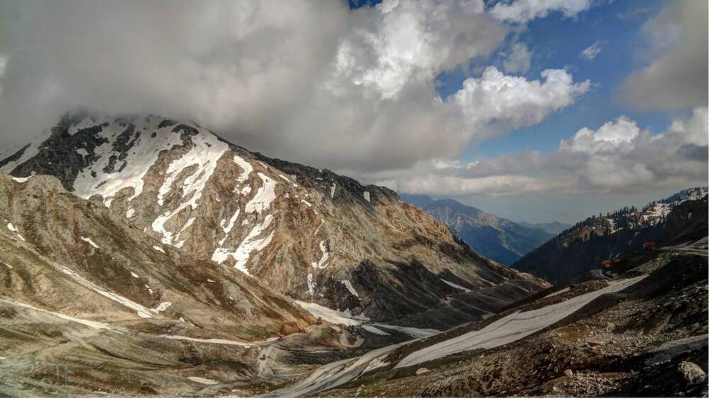 ashret-gol-river-and-lowari-pass-khyber-pakhtunkhwa-province-pakistan-picture-id888710930-1.thumb.jpg.6acd578e79b1f7138d6bcb431af30a37.jpg